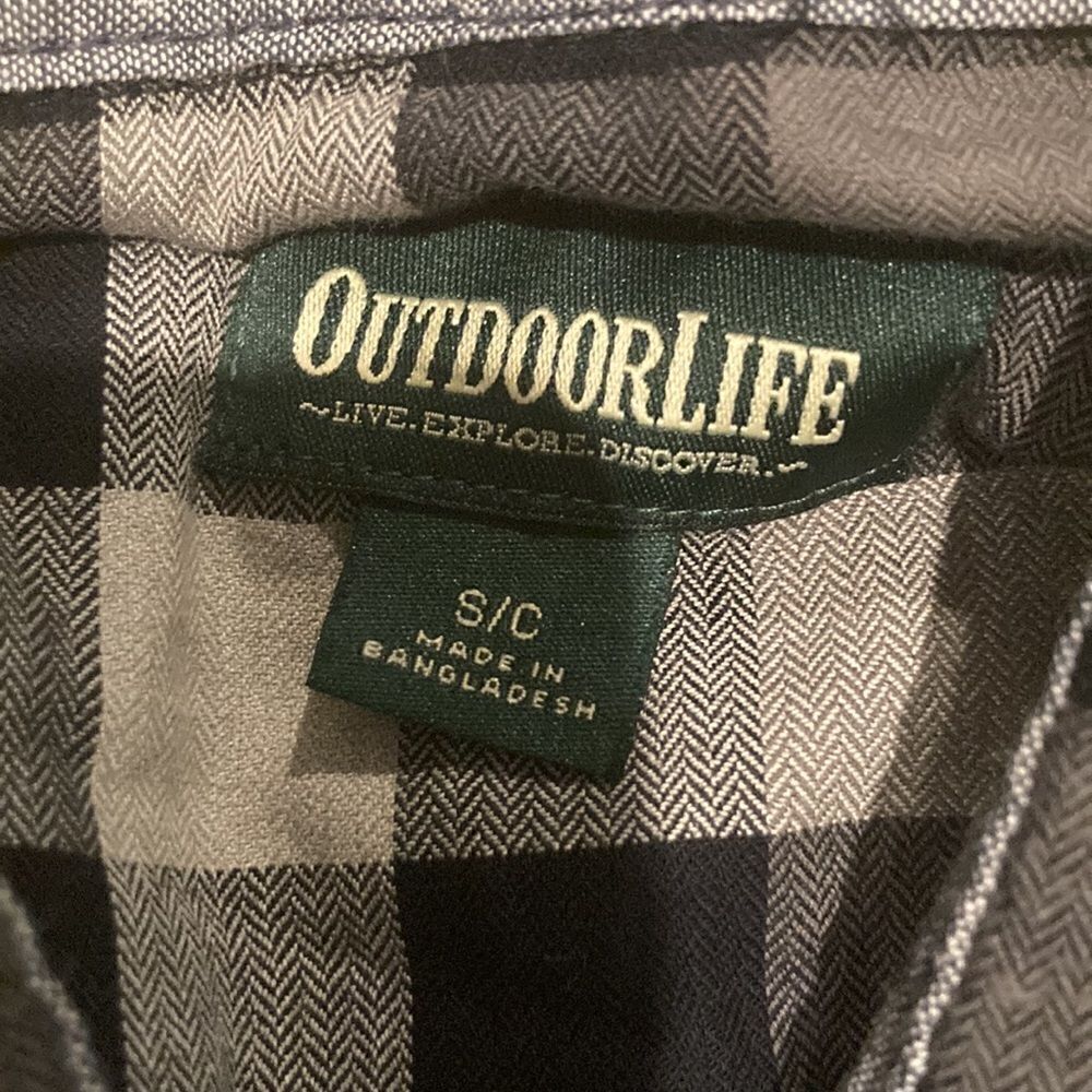 Flannel - Picture 3 of 4